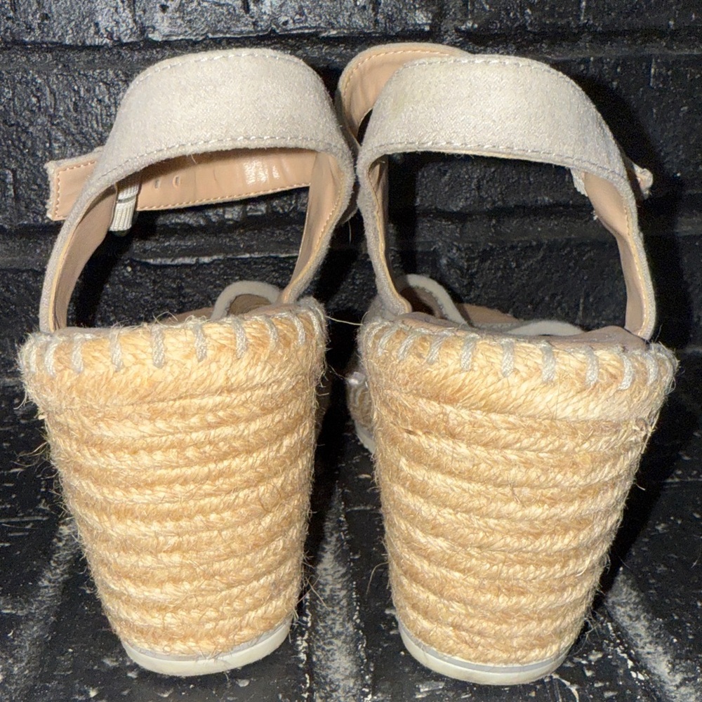 Dr. Scholl's Light Gray Espadrille Wedges - Picture 6 of 8